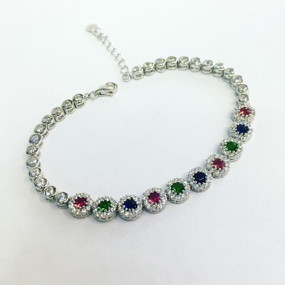 GÜMÜŞ RENKLİ ZİRKON TAŞLI BİLEKLİK