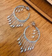 GÜMÜŞ ZİRKON TAŞLI HALKA ŞAKİRA KÜPE