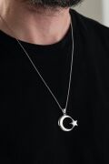 32 MM GÜMÜŞ AY YILDIZ BOMBELİ BAYRAK ERKEK KOLYE