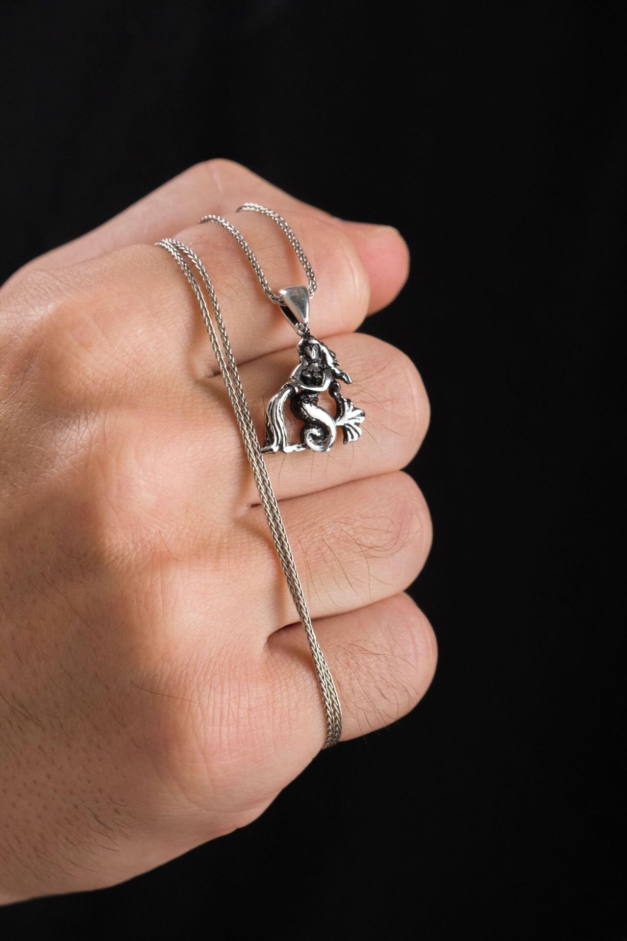 925 Ayar Gümüş Deniz Kızı Karartmalı Oksitli Minimal Kolye