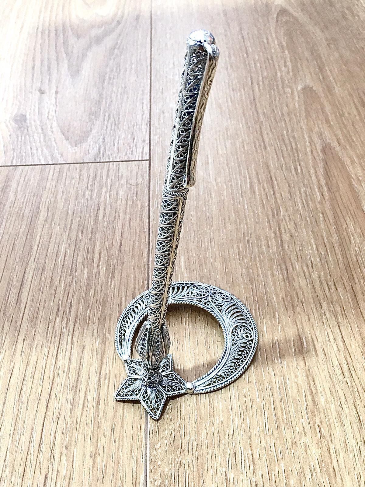 GÜMÜŞ AY YILDIZ MASA ÜSTÜ KALEM VE KALEMLİK