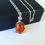 GÜMÜŞ ATEŞ KEHRİBARI KOLYE