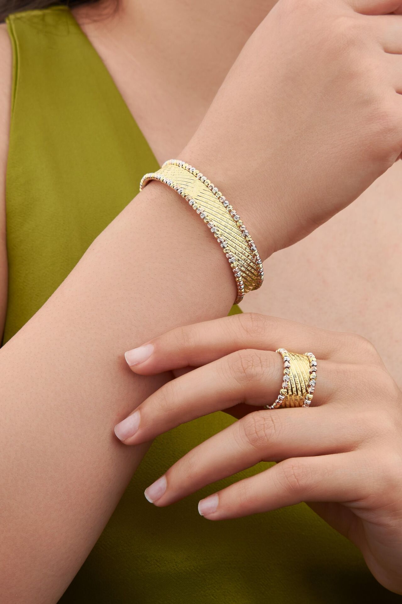 GÜMÜŞ DORİKA TOPLU İTALYAN MODEL HASIR ÖRGÜ KELEPÇE KALEM İŞLEMELİ BİLEZİK VE YÜZÜK SET TAKIM