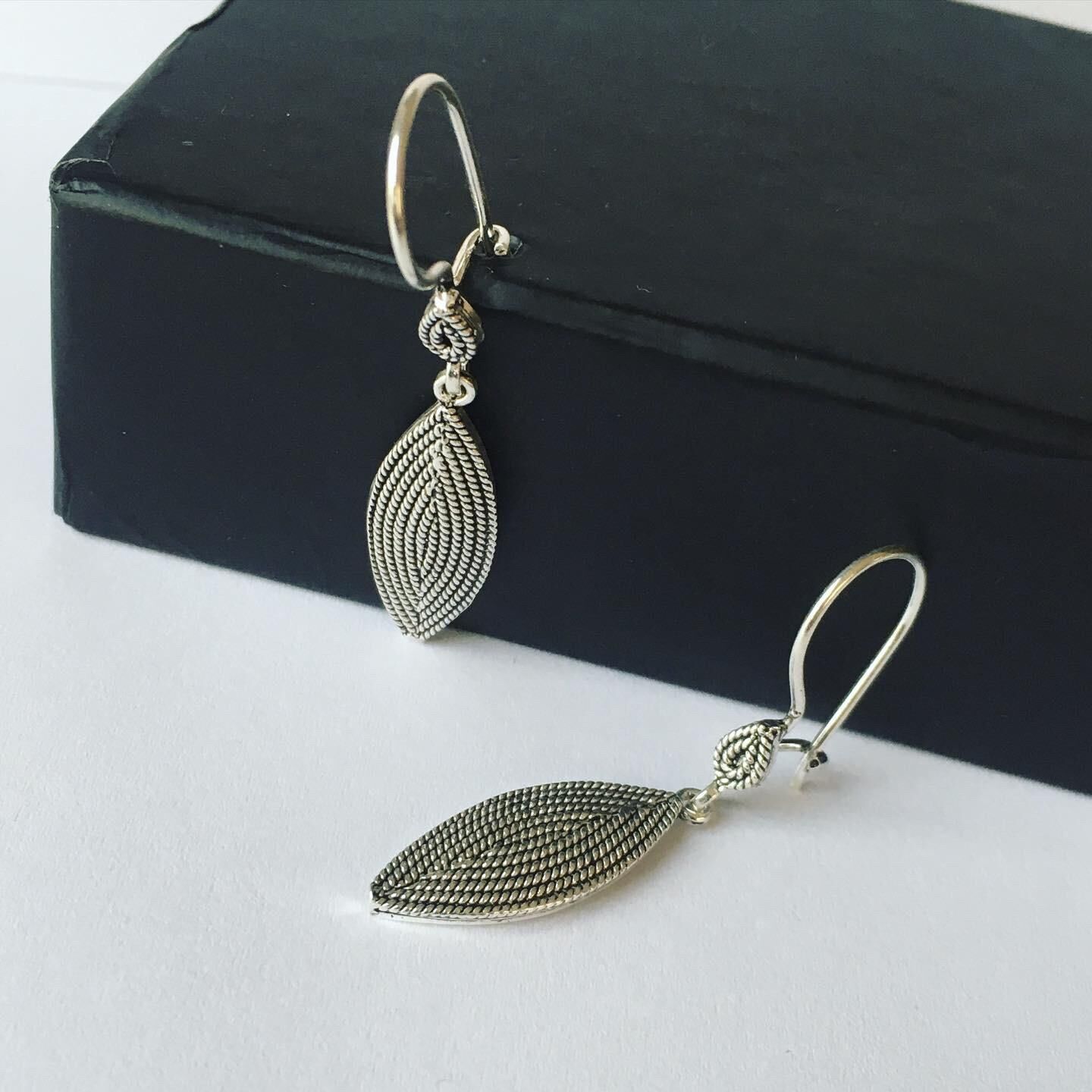 TELKARİ MEKİK GÜMÜŞ KÜPE