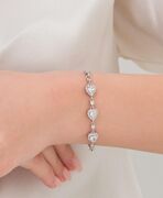 Gümüş Rodyumlu Pırlanta Modeli Beyaz Zirkon Taşlı Kalp Bileklik