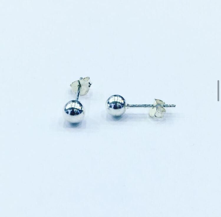 GÜMÜŞ NOKTA TOP MİNİK KÜPE