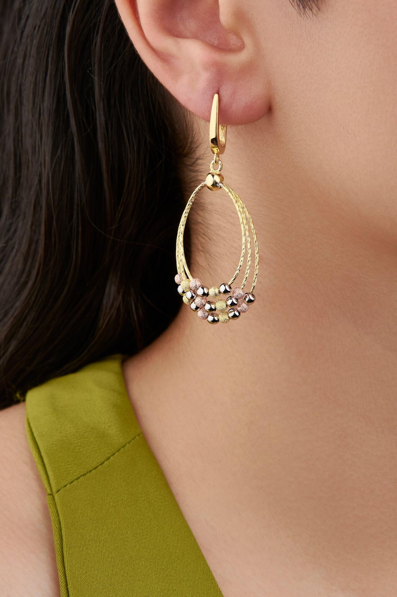 GÜMÜŞ KÜPE DORİKA DORİSSA ROSE GÜMÜŞ VE ALTIN KAPLAMA İTALYAN MODEL OVAL ÜÇLÜ SALLANTILI KÜPE