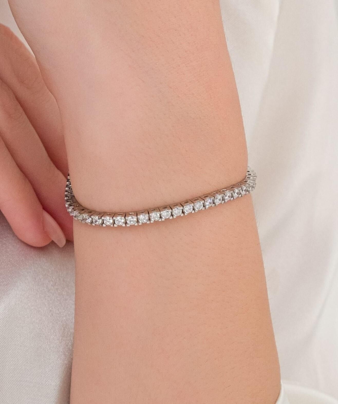 Gümüş Beyaz Zirkon Taşlı Rodyumlu Pırlanta Modeli Su Yolu Bileklik