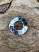 GÜMÜŞ SEDEF TAŞLI  BROŞ