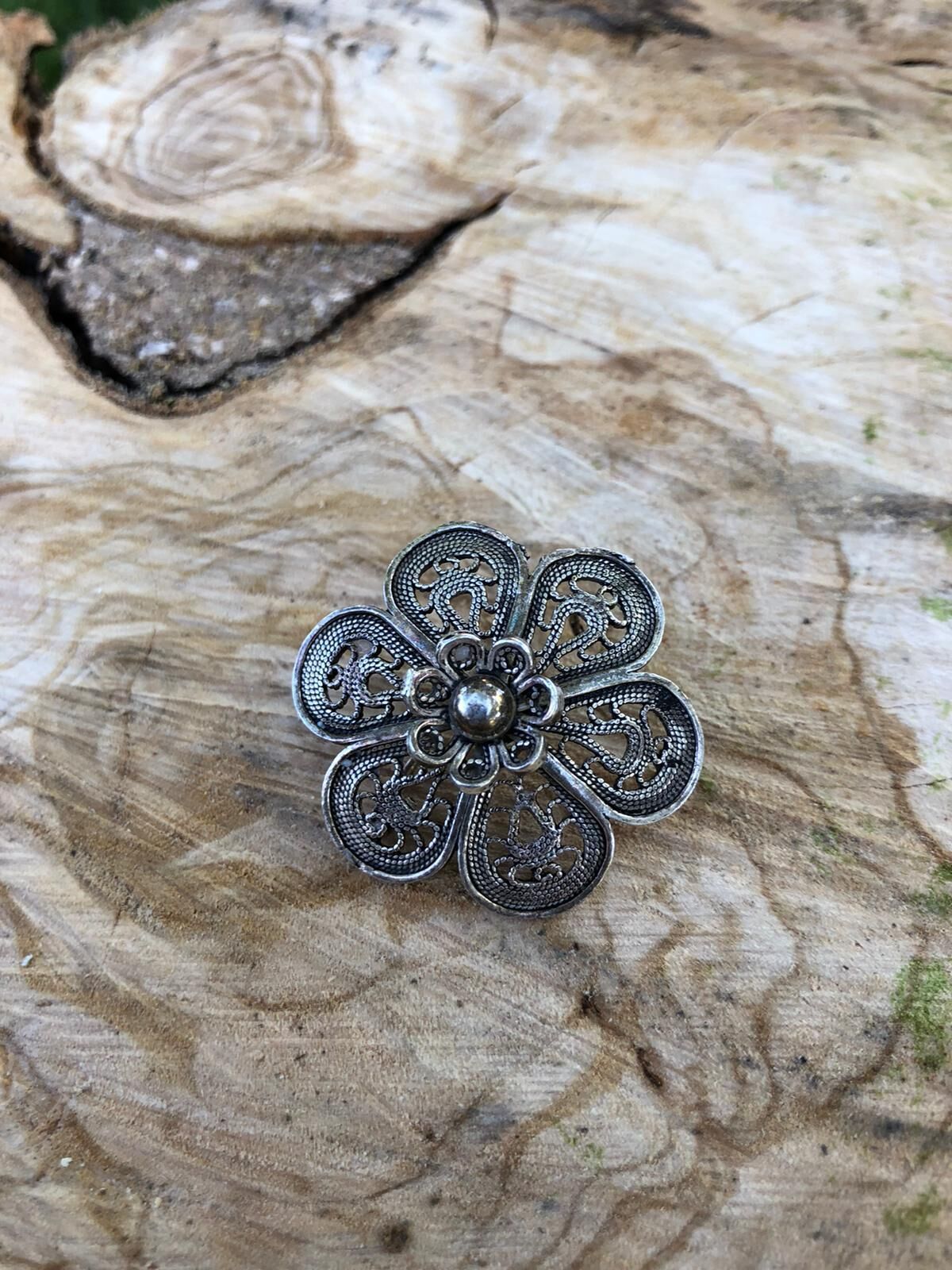 GÜMÜŞ TELKARİ BROŞ