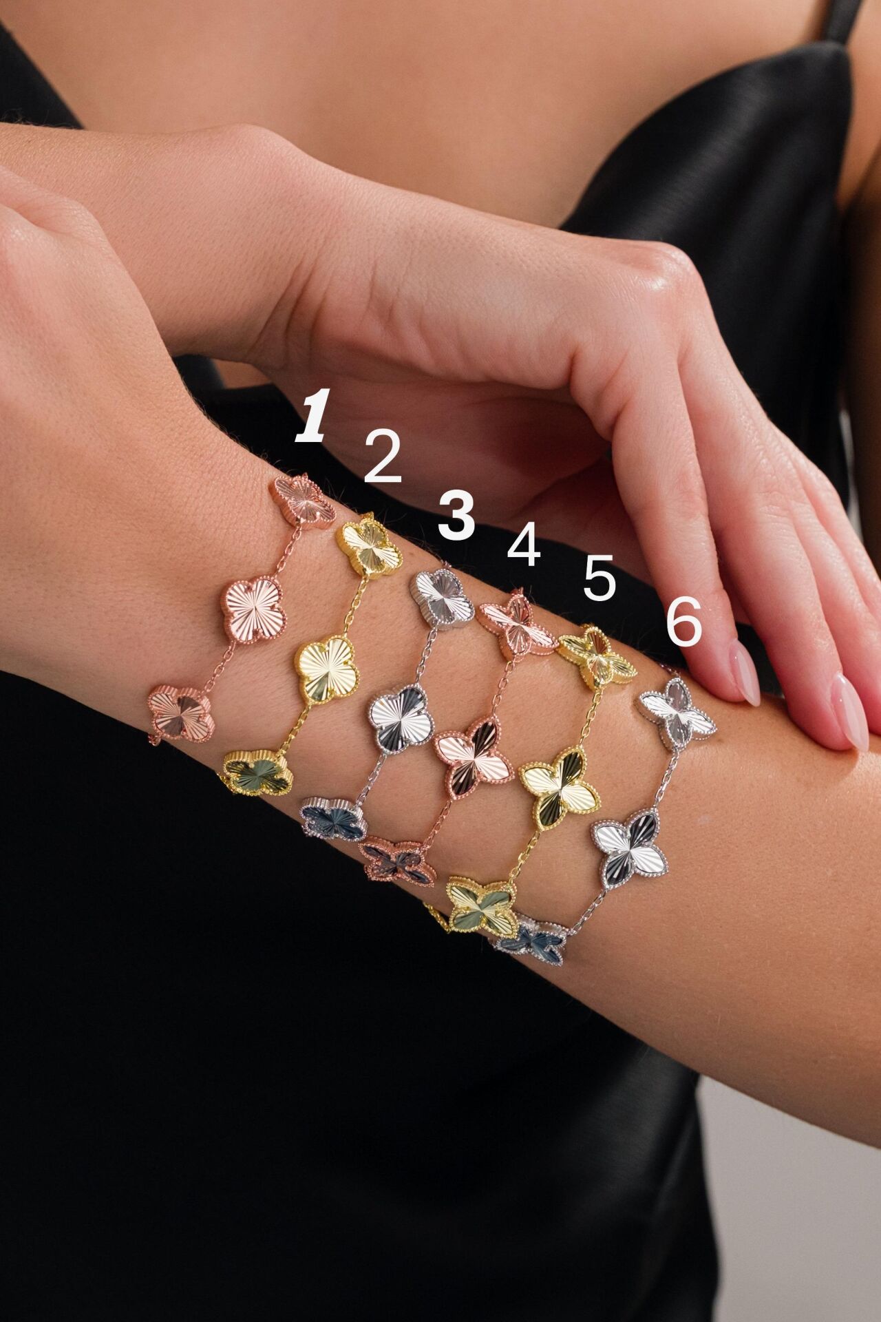 Gümüş Üçlü Yonca Çiçek Rose Gold ve Altın Kaplama Kalemli Lazer İşlemeli Taşsız Bileklik