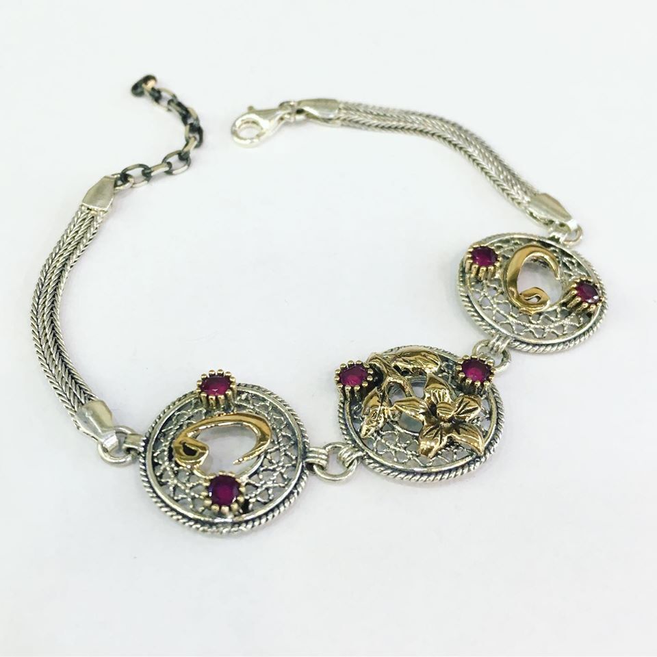 925 AYAR GÜMÜŞ KÖK YAKUT TAŞLI ÇİÇEK MOTİFLİ BİLEKLİK