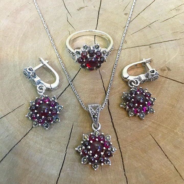 925 Ayar Gümüş Markazit Taşlı Çiçek Mor Set