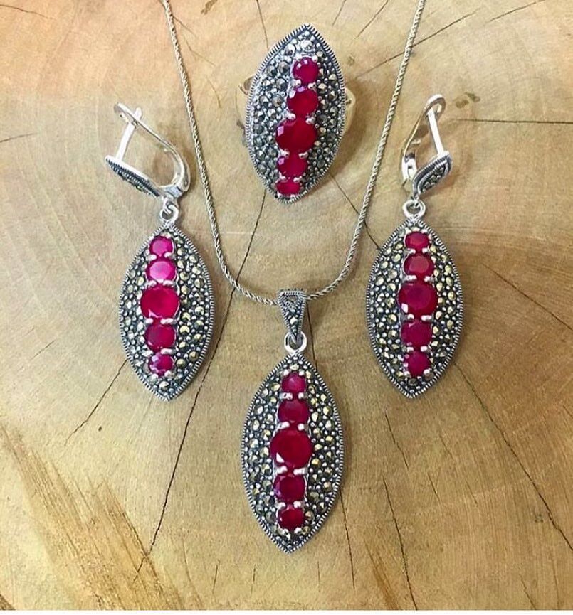 Gümüş 925 Ayar Kök Yakut Taşlı Set
