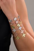 Gümüş Üçlü Yonca Çiçek Rose Gold ve Altın Kaplama Lazer İşlemeli Taşsız Bileklik