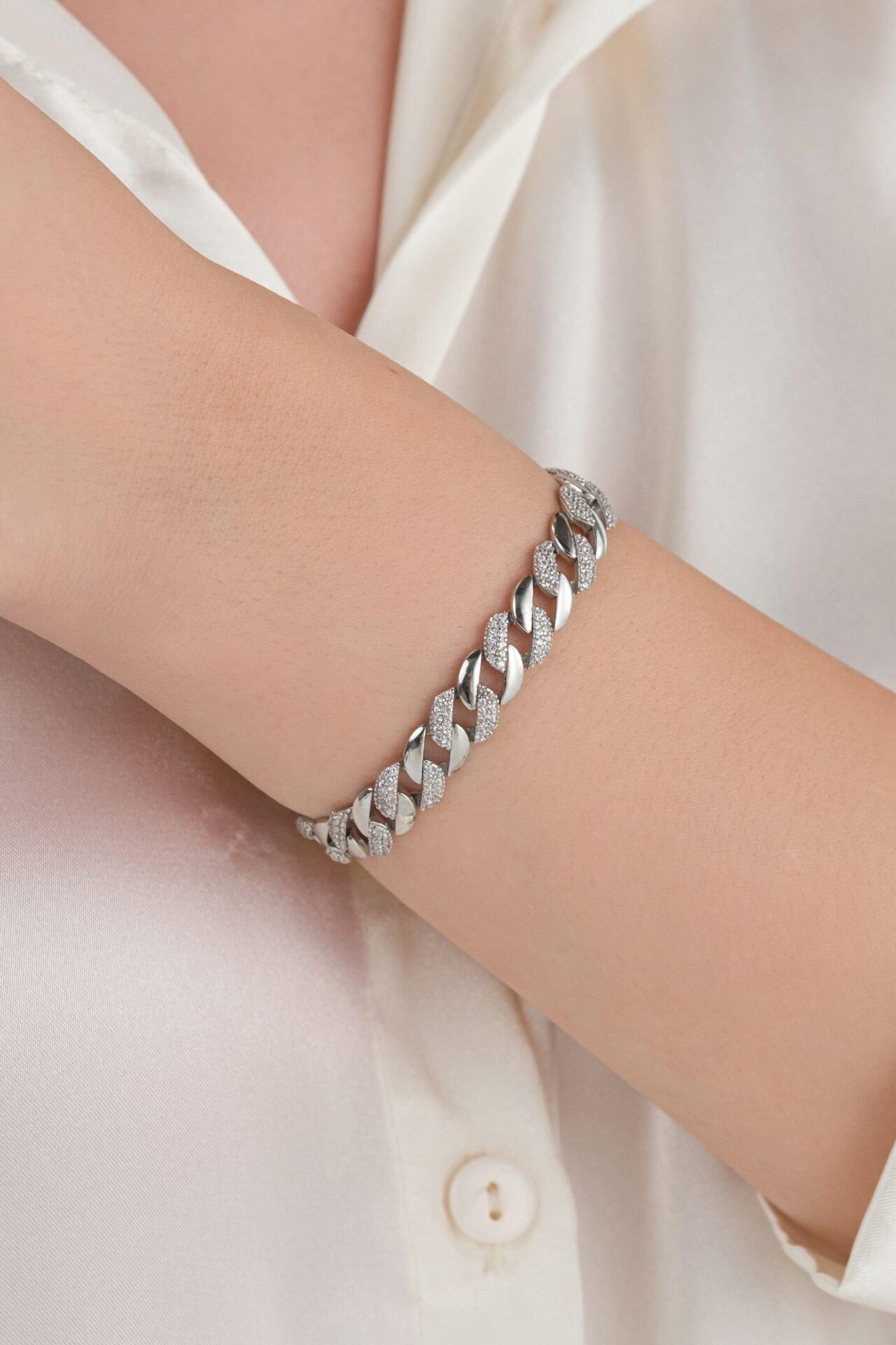 8.5 MM  Gümüş Beyaz Zirkon Taşlı Gurmet Bileklik