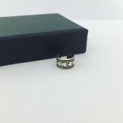 GÜMÜŞ ESKİTME KALPLİ HALKA KIKIRDAK KÜPE