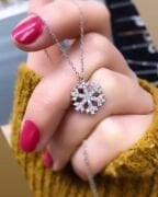 925 AYAR GÜMÜŞ ZİRKON TAŞLI KAR TANESİ KOLYE