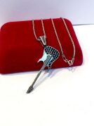 GÜMÜŞ SİYAH ZİRKON TAŞLI GİTAR ERKEK KOLYE