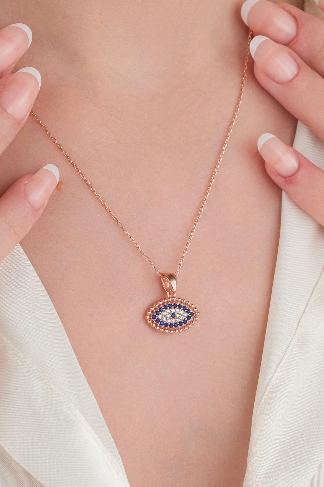 GÜMÜŞ ROSE KAPLAMA GÖZ ŞEKLİ NAZAR BONCUKLU BONCUĞU ZİRKON TAŞLI  KOLYE