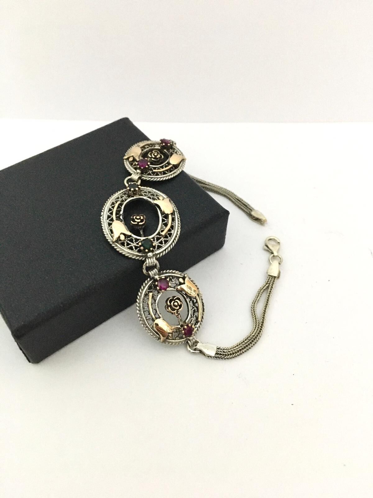 GÜMÜŞ LALE KÖK YAKUT VE ZÜMRÜT TAŞLI BİLEKLİK