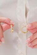 20 mm GÜMÜŞ Altın Kaplama BEYAZ ZİRKON TAŞLI YARIM HALKA KÜPE