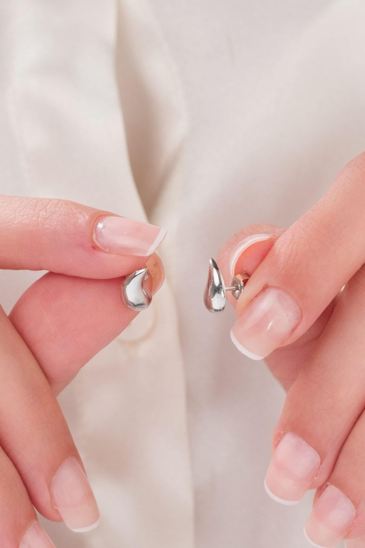 925 Ayar Gümüş Minimal Göz Yaşı Damlası  KÜPE