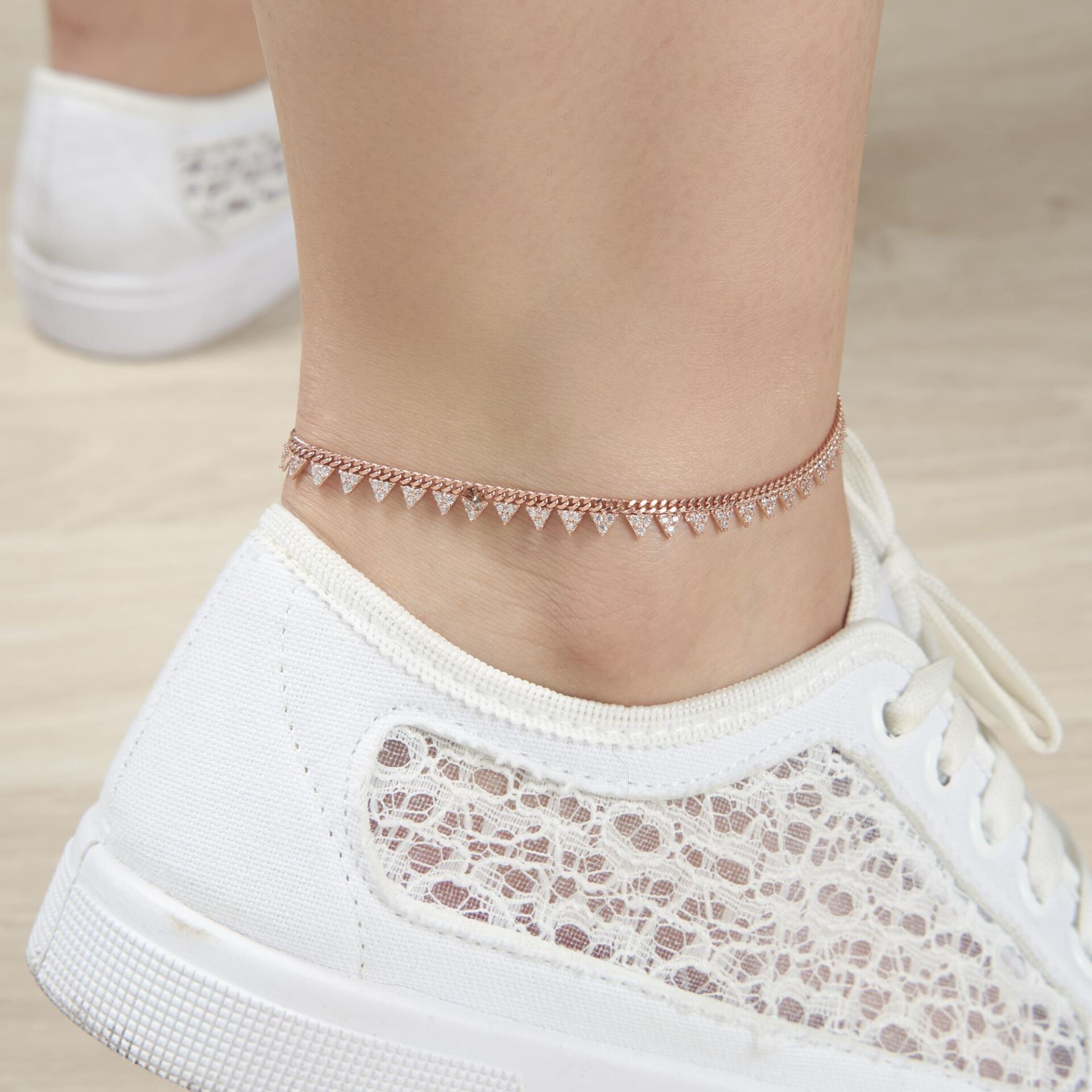 GÜMÜŞ ROSE ZİRKON TAŞLI ÜÇGEN HALHAL