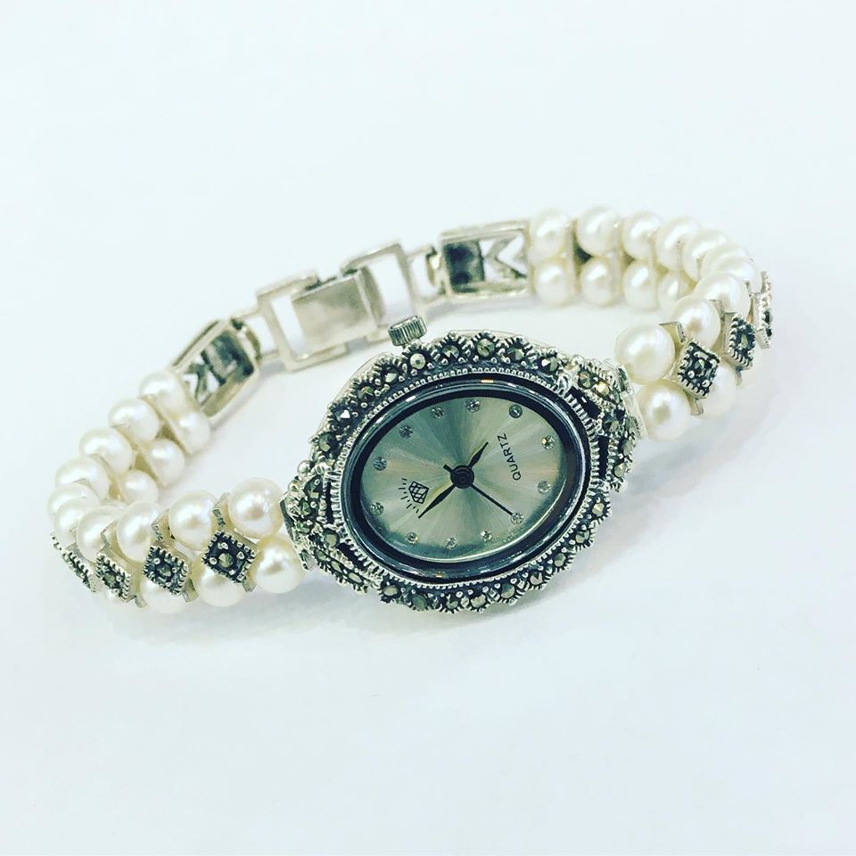 GÜMÜŞ MARKAZİT TAŞLI VE İNCİLİ SAAT