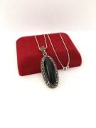 GÜMÜŞ MARKAZİT VE SİYAH TAŞLI KOLYE