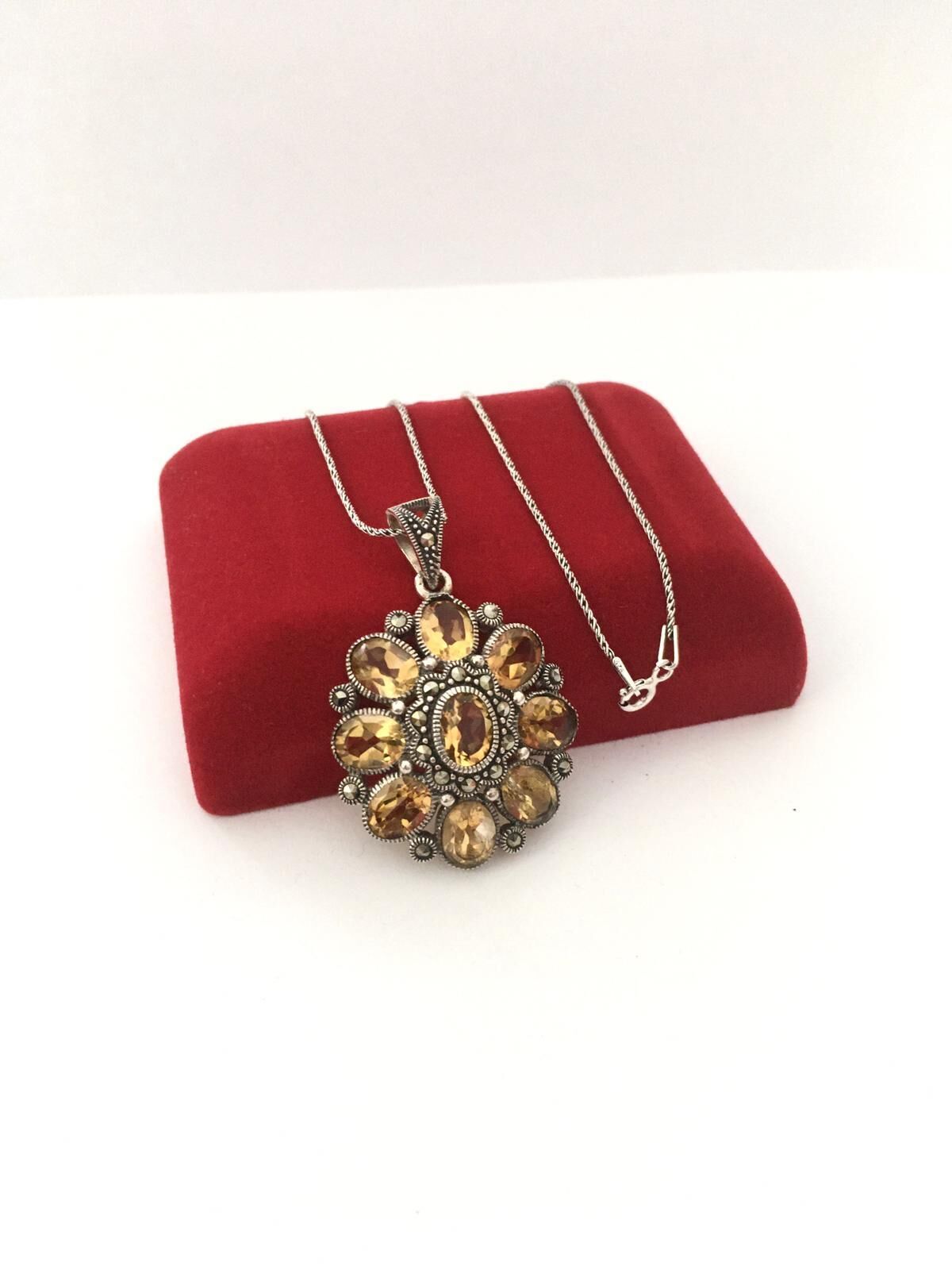 GÜMÜŞ STRİNG VE MARKAZİT TAŞLI KOLYE