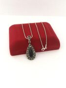 GÜMÜŞ MARKAZİT VE SİYAH TAŞLI KOLYE