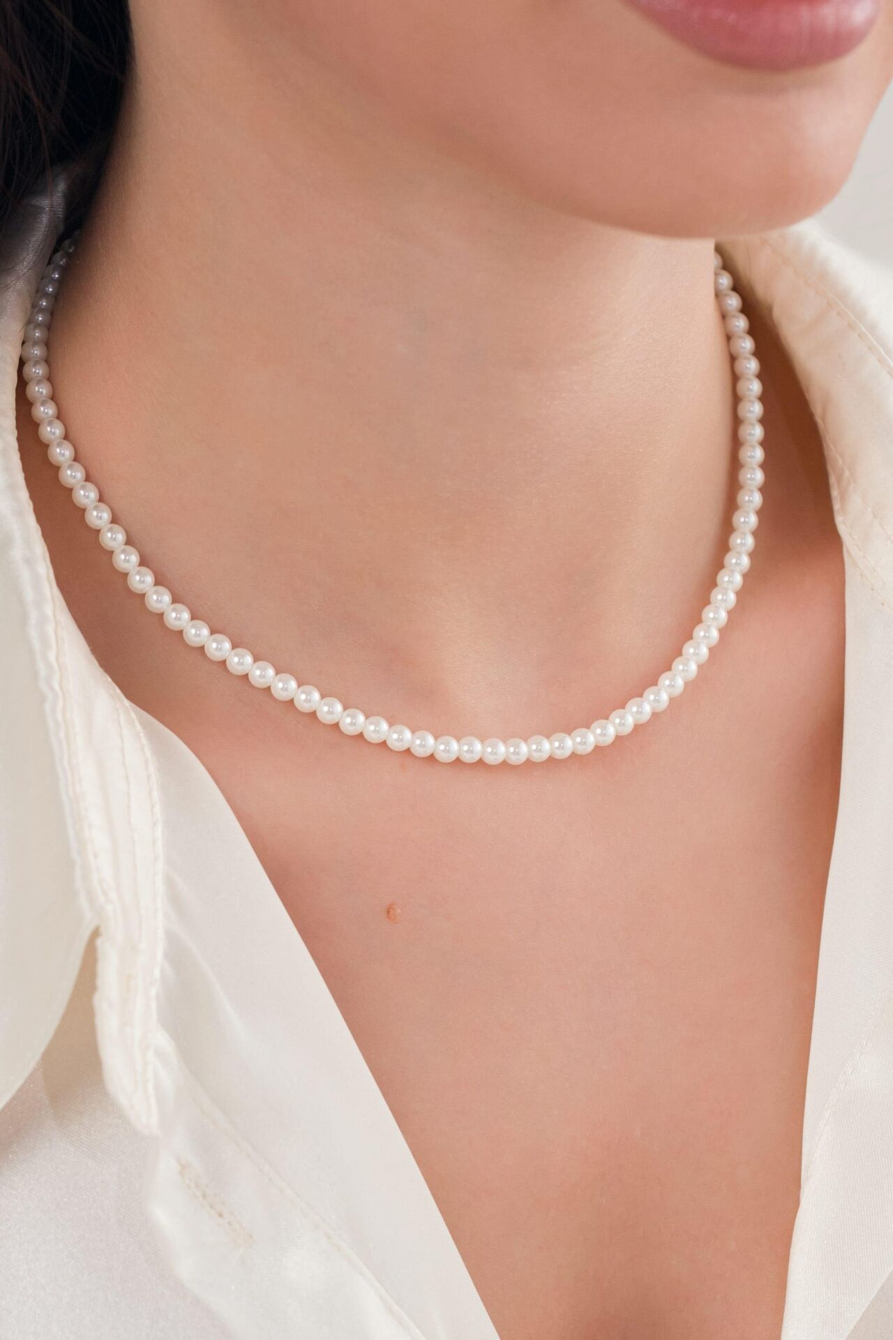 Gümüş Beyaz İnci Choker Tasma Kolye