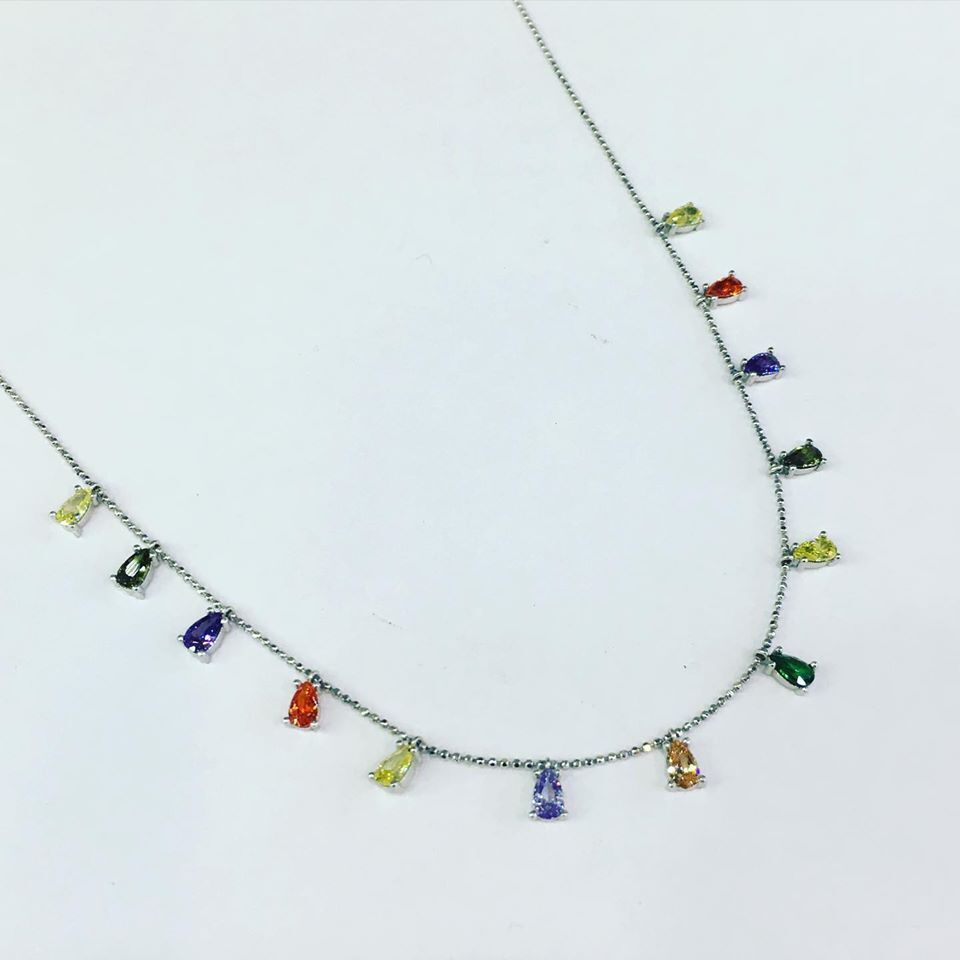 GÜMÜŞ RENKLİ TAŞLI  KOLYE