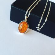 GÜMÜŞ ATEŞ KEHRİBARI KOLYE