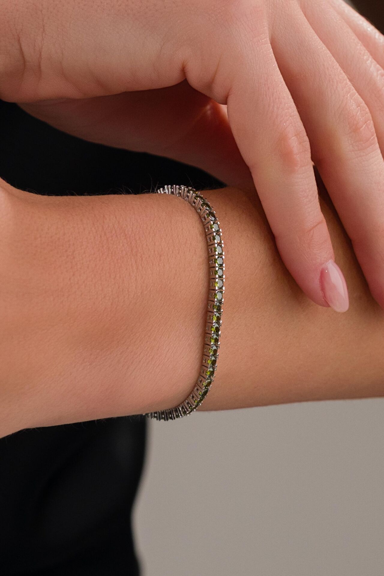 3mm Gümüş Yeşil Sitrin Taşlı Rodyumlu Su Yolu Bileklik