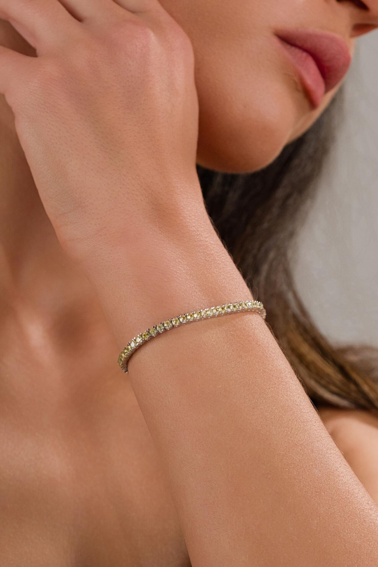 3mm Gümüş Açık Sarı Zirkon Taşlı Rodyumlu Su Yolu Pırlanta Modeli Tenis Bileklik