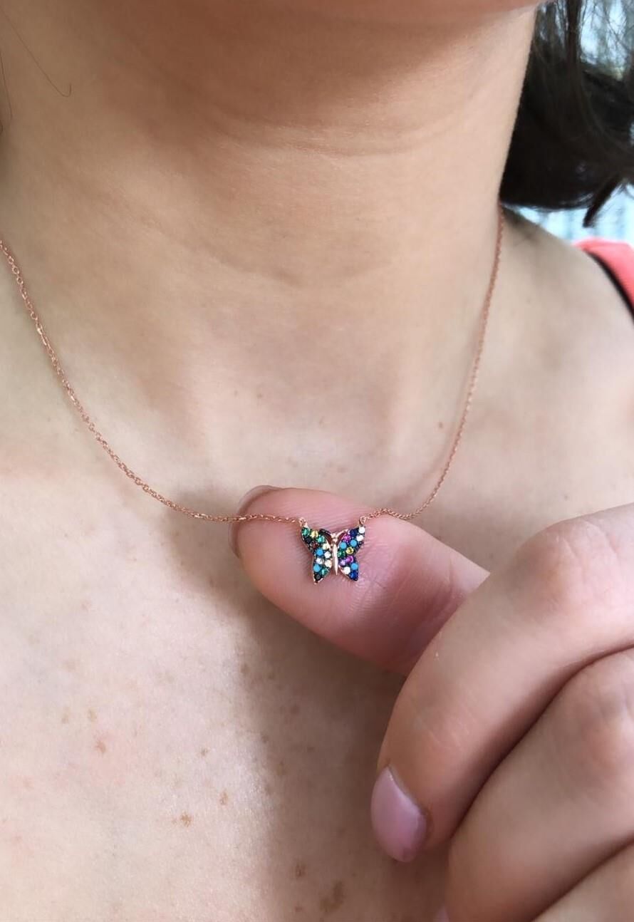 GÜMÜŞ ROSE RENKLİ ZİRKON TAŞLI KELEBEK KOLYE