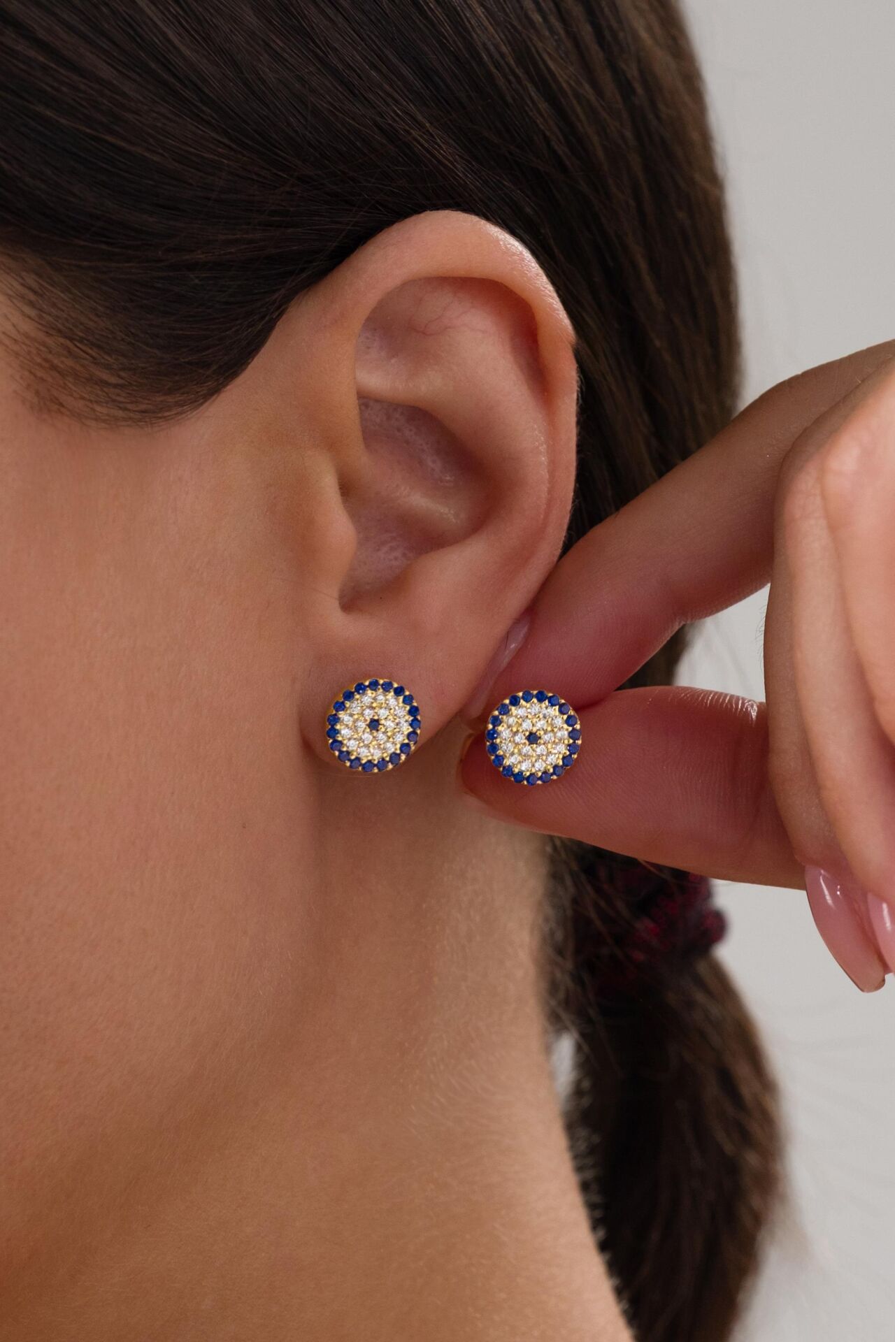 Gümüş 11 mm Nazar Boncuklu Boncuğu Altın Gold Kaplama Yuvarlak Çivili Göz Küpe