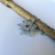 GÜMÜŞ TELKARİ ÇİÇEK KIRMIZI ZİRKON  TAŞLI KOLYE