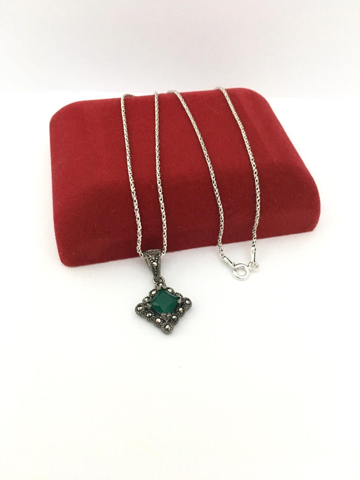 GÜMÜŞ MARKAZİT VE KÖK ZÜMRÜT TAŞLI KOLYE