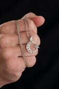 26 MM GÜMÜŞ AY YILDIZ BAYRAK ESKİTME İŞLEMELİ ERKEK KOLYE