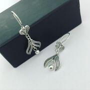 GÜMÜŞ TELKARİ SALLANTILI TOPLU KÜPE