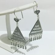 ÜÇGEN SAÇAKLI TELKARİ GÜMÜŞ KÜPE