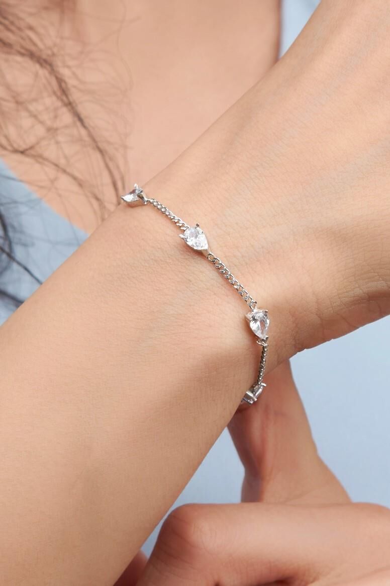 Gümüş Beyaz Zirkon Taşlı Damla Pırlanta Model Gurmet Zincirli Bileklik