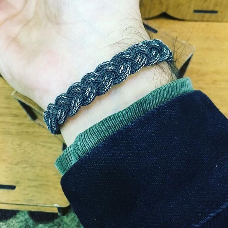 GÜMÜŞ KALIN HASIR ÖRGÜ KAZAZİYE ERKEK BİLEKLİK