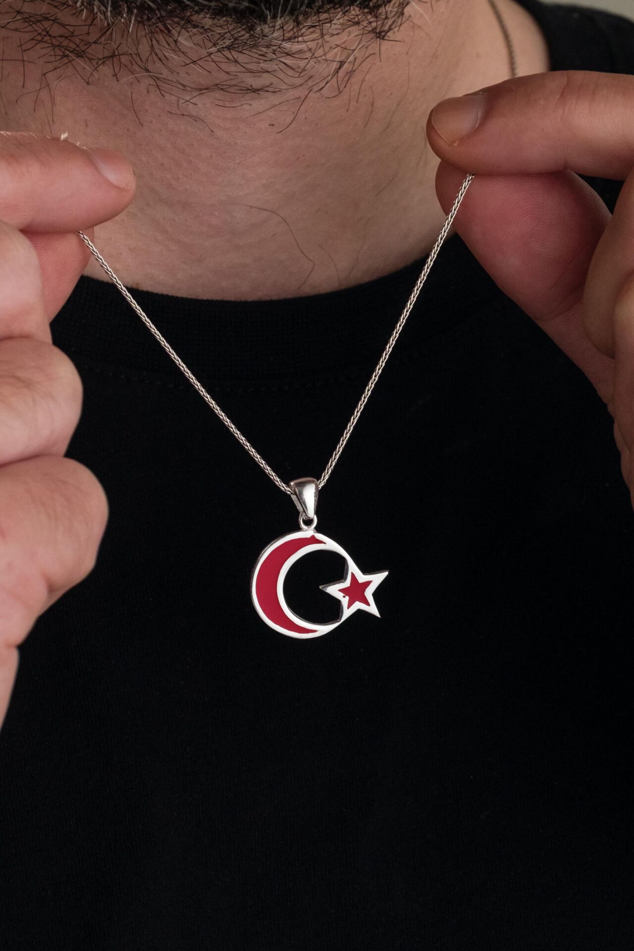 25 MM GÜMÜŞ KIRMIZI AY YILDIZ BAYRAK ERKEK KOLYE