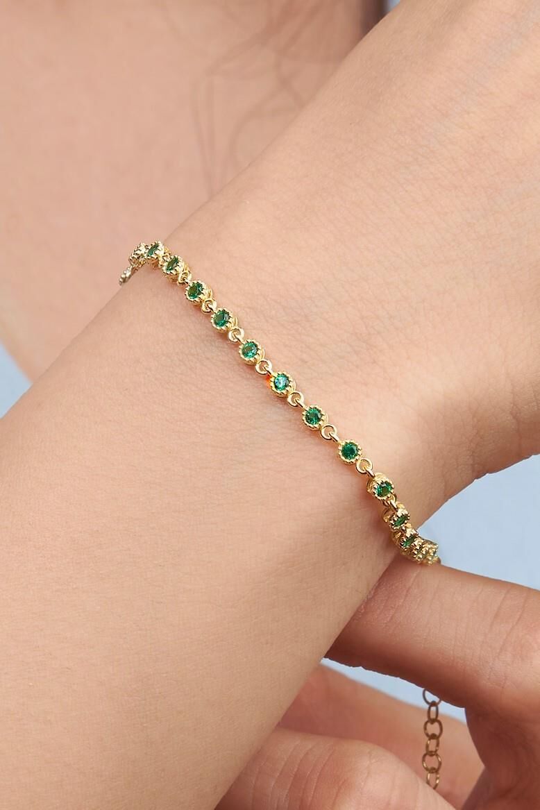 Gümüş Altın Kaplama Yeşil Zirkon Taşlı Pırlanta Modeli Su Yolu Bileklik