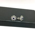 GÜMÜŞ KÖK SAFİR TAŞLI PARLAMENT MAVİSİ KÜÇÜK ÇİÇEK KÜPE