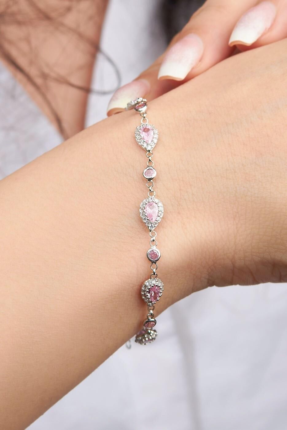 Gümüş Damla Açık Pembe Zirkon Taşlı Su Yolu Bileklik